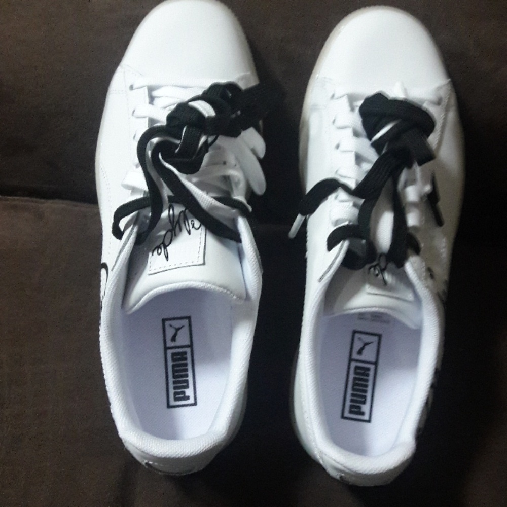 Men sneakers